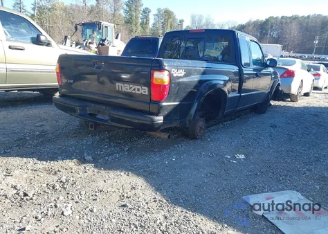 2001 Mazda B3000 Ds/Se z USA, uszkodzony, nr VIN 4F4YR16E11TM24571